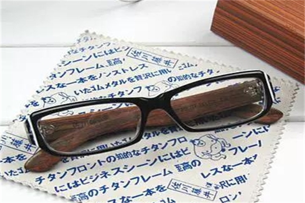 佐川藤井眼鏡加盟 佐川藤井眼鏡加盟