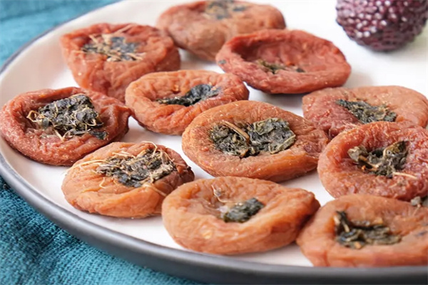 小梅姑娘梅子零食加盟 小梅姑娘梅子零食加盟