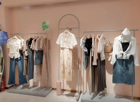 阿依蓮女裝加盟