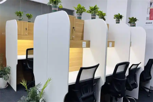 七色鹿AI自習室