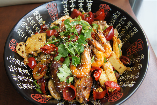 露源巴蜀風味麻辣香鍋