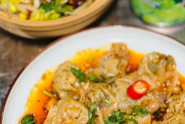 趙小嗨野餛飩燒烤