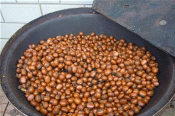 粒上皇炒板栗店