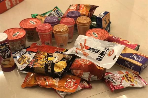 童年小時光零食店