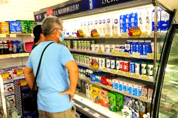 光明牛奶棚 光明牛奶棚