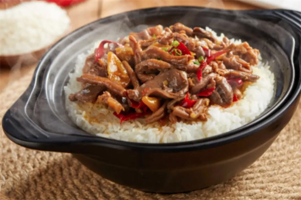 歐姐煲仔飯 歐姐煲仔飯