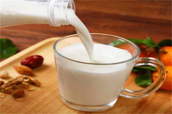 三頭牛牛奶 三頭牛牛奶