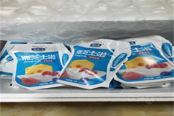 漲芝士啦酸奶 漲芝士啦酸奶