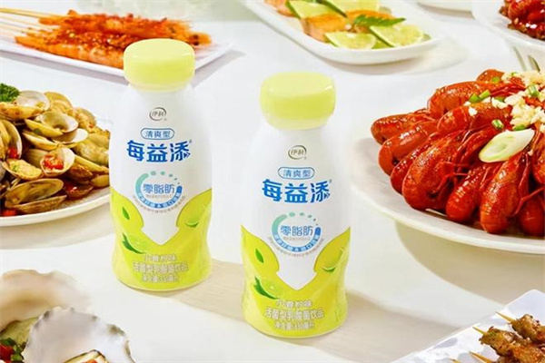 伊利每益添 伊利每益添