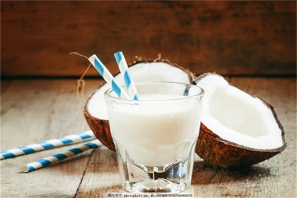 椰奶飲品