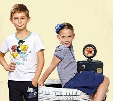 品牌童裝加盟哪家好？小神龍銷售非常受歡迎