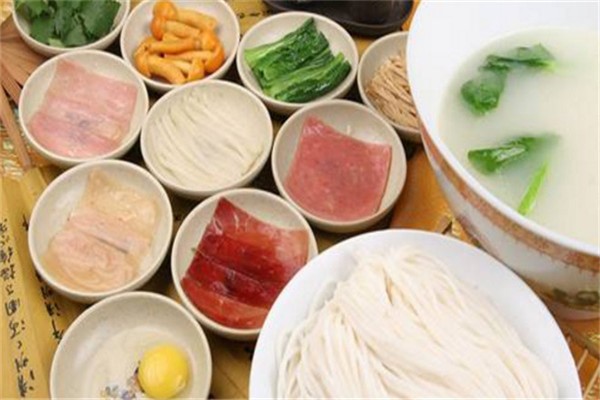 云水遙過橋米線